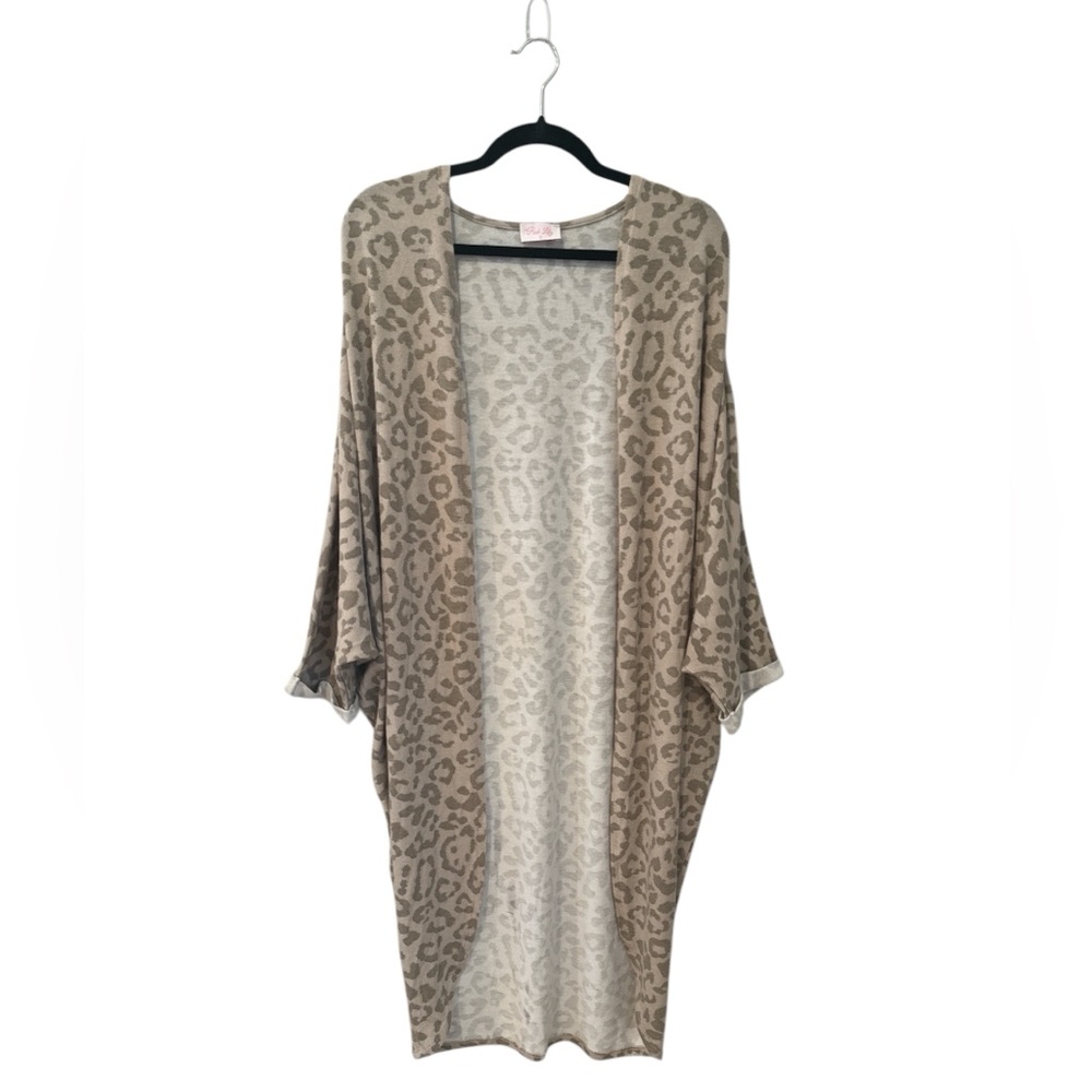 Pink Lily, size small, taupe, leopard print duster.